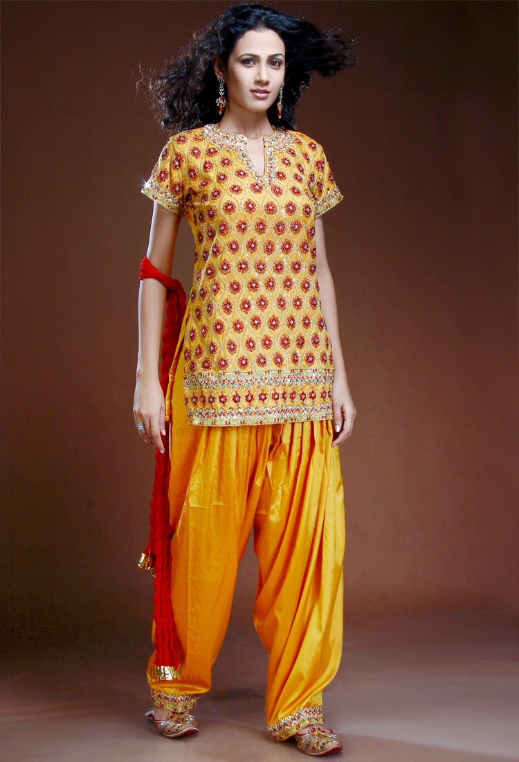 Национальная одежда в индии